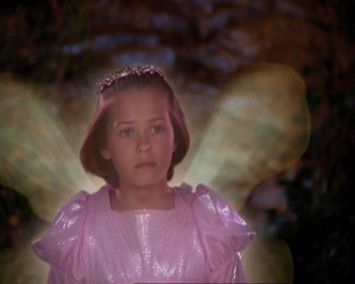 Charmed-Online_dot_net-3x03OnceUponATime2010.jpg