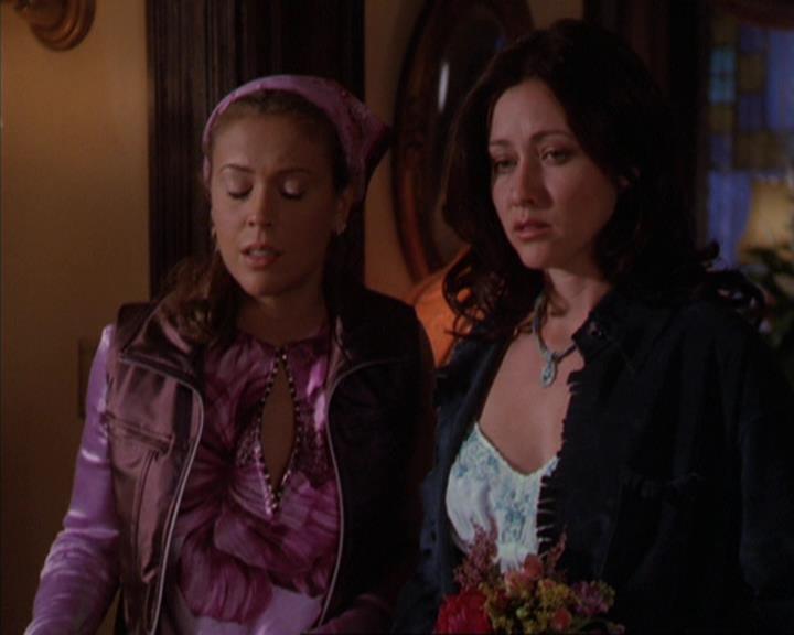 Charmed-Online_dot_net-3x03OnceUponATime2254.jpg