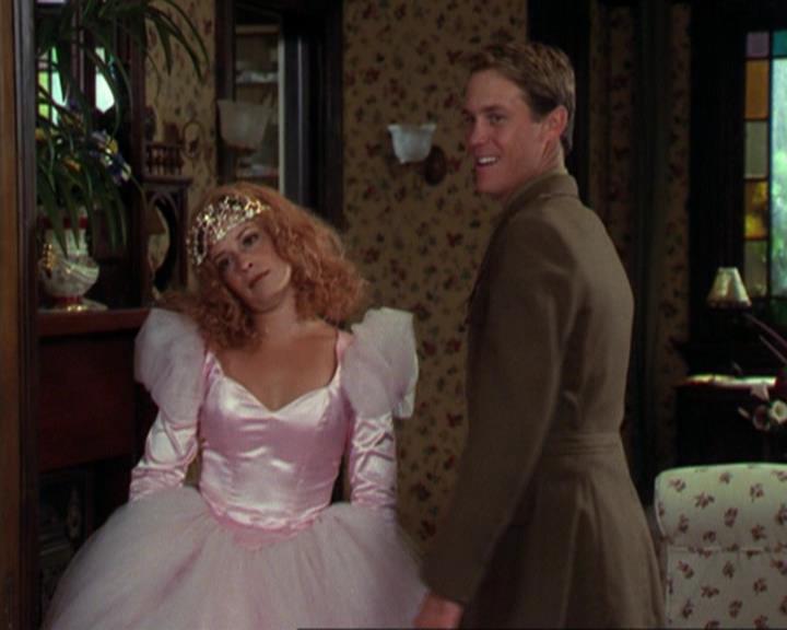 Charmed-Online_dot_net-3x04AllHalliwellsEve0037.jpg
