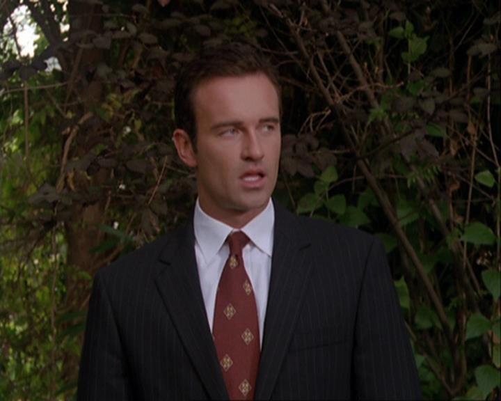 Charmed-Online_dot_net-3x04AllHalliwellsEve0140.jpg Charmed-Online_dot_net-3x04AllHalliwellsEve0140.jpg