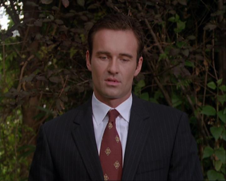 Charmed-Online_dot_net-3x04AllHalliwellsEve0178.jpg Charmed-Online_dot_net-3x04AllHalliwellsEve0178.jpg