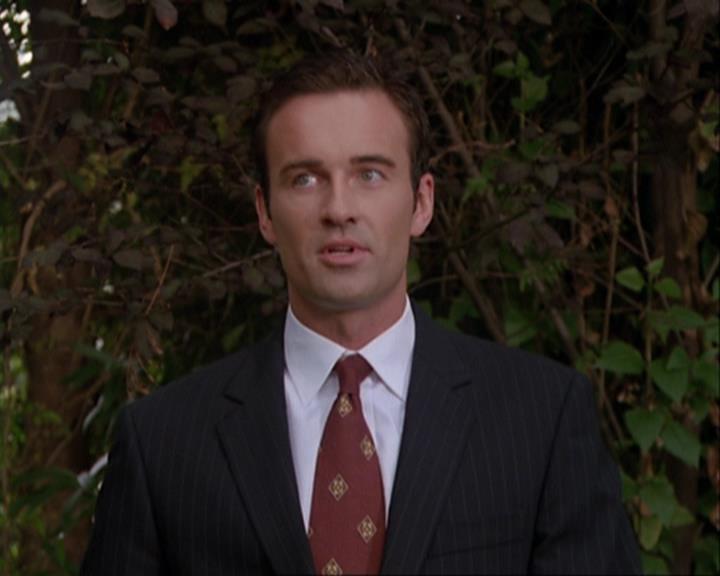 Charmed-Online_dot_net-3x04AllHalliwellsEve0189.jpg