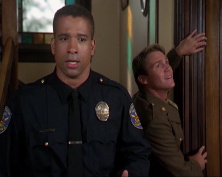 Charmed-Online_dot_net-3x04AllHalliwellsEve0264.jpg Charmed-Online_dot_net-3x04AllHalliwellsEve0264.jpg