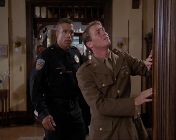 Charmed-Online_dot_net-3x04AllHalliwellsEve0542.jpg Charmed-Online_dot_net-3x04AllHalliwellsEve0542.jpg