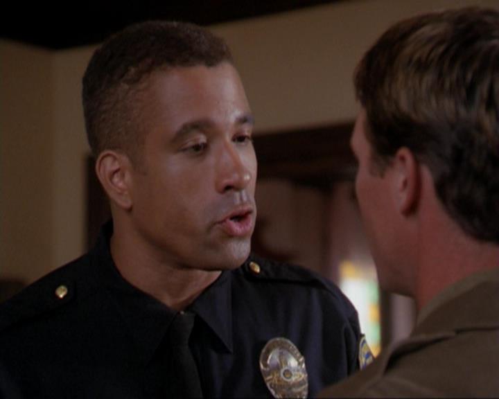 Charmed-Online_dot_net-3x04AllHalliwellsEve0580.jpg Charmed-Online_dot_net-3x04AllHalliwellsEve0580.jpg