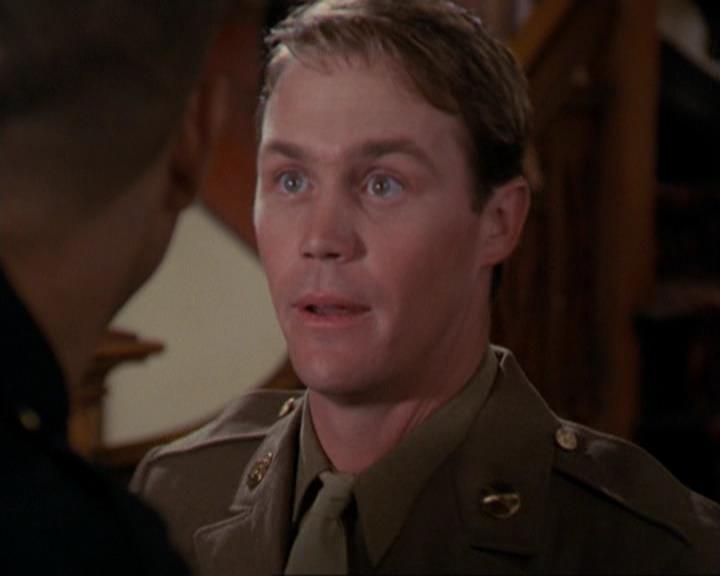 Charmed-Online_dot_net-3x04AllHalliwellsEve0596.jpg