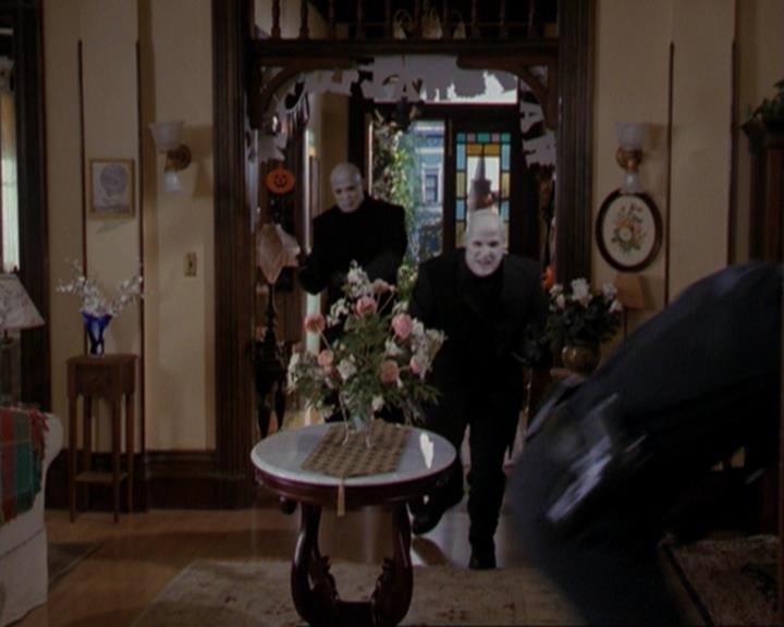 Charmed-Online_dot_net-3x04AllHalliwellsEve0597.jpg Charmed-Online_dot_net-3x04AllHalliwellsEve0597.jpg