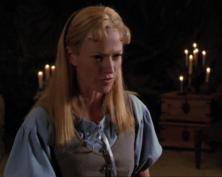 Charmed-Online_dot_net-3x04AllHalliwellsEve0684.jpg