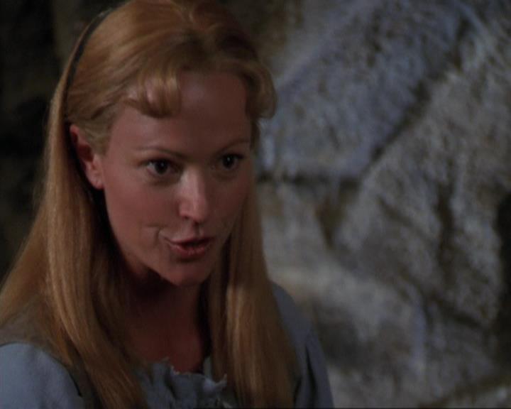 Charmed-Online_dot_net-3x04AllHalliwellsEve0791.jpg Charmed-Online_dot_net-3x04AllHalliwellsEve0791.jpg