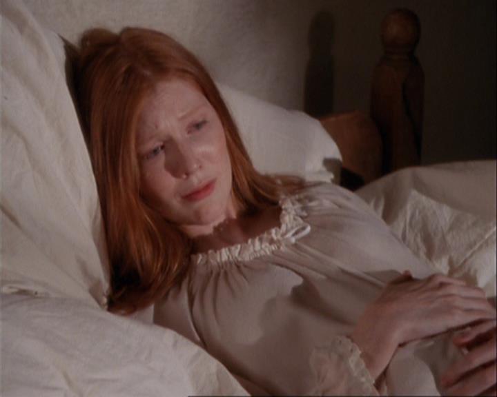 Charmed-Online_dot_net-3x04AllHalliwellsEve0900.jpg