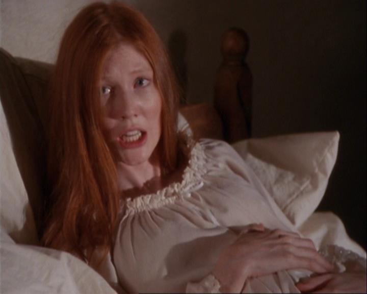 Charmed-Online_dot_net-3x04AllHalliwellsEve0914.jpg Charmed-Online_dot_net-3x04AllHalliwellsEve0914.jpg