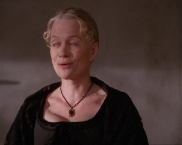 Charmed-Online_dot_net-3x04AllHalliwellsEve0915.jpg