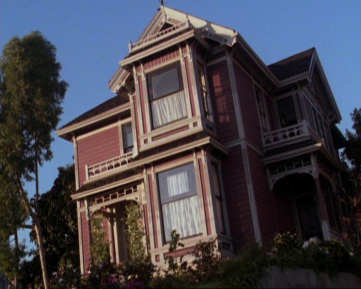 Charmed-Online_dot_net-3x04AllHalliwellsEve1047.jpg Charmed-Online_dot_net-3x04AllHalliwellsEve1047.jpg