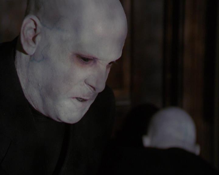 Charmed-Online_dot_net-3x04AllHalliwellsEve1076.jpg