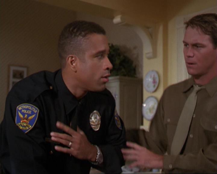 Charmed-Online_dot_net-3x04AllHalliwellsEve1125.jpg