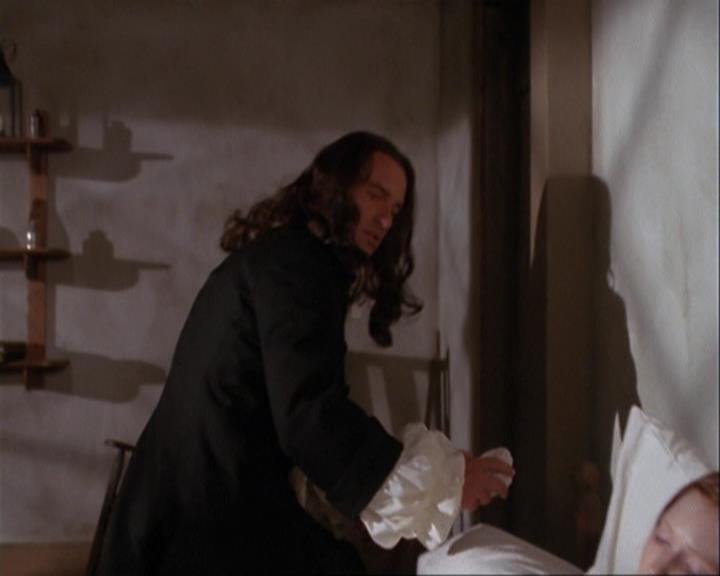 Charmed-Online_dot_net-3x04AllHalliwellsEve1148.jpg Charmed-Online_dot_net-3x04AllHalliwellsEve1148.jpg