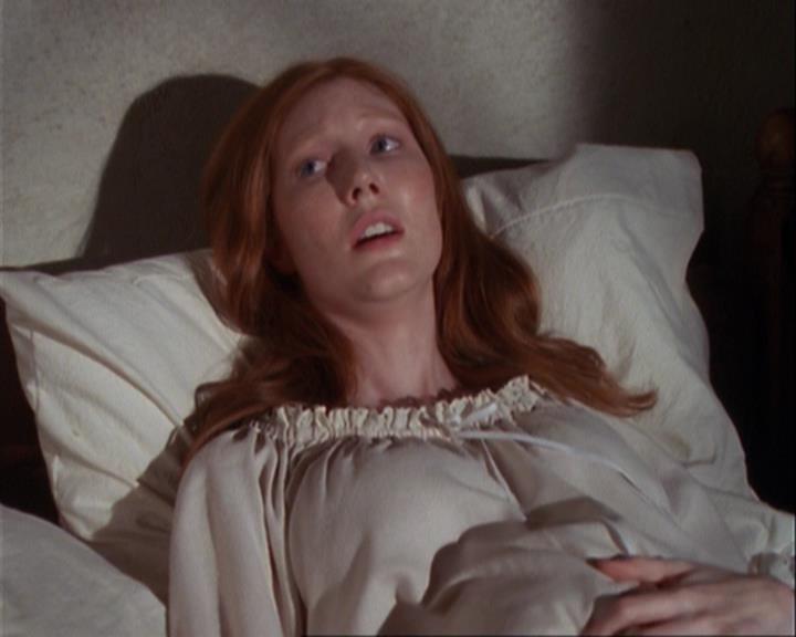 Charmed-Online_dot_net-3x04AllHalliwellsEve1155.jpg Charmed-Online_dot_net-3x04AllHalliwellsEve1155.jpg