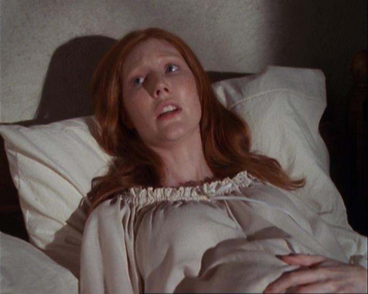 Charmed-Online_dot_net-3x04AllHalliwellsEve1156.jpg Charmed-Online_dot_net-3x04AllHalliwellsEve1156.jpg