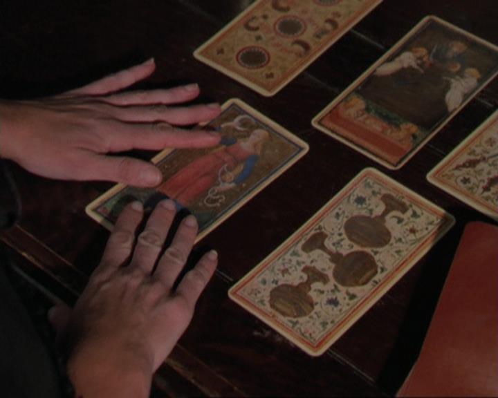 Charmed-Online_dot_net-3x04AllHalliwellsEve1182.jpg