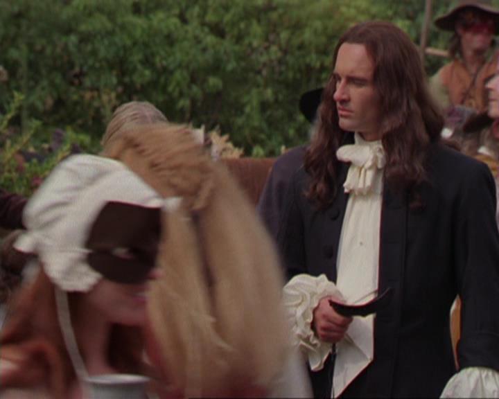 Charmed-Online_dot_net-3x04AllHalliwellsEve1345.jpg