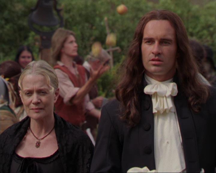 Charmed-Online_dot_net-3x04AllHalliwellsEve1353.jpg Charmed-Online_dot_net-3x04AllHalliwellsEve1353.jpg