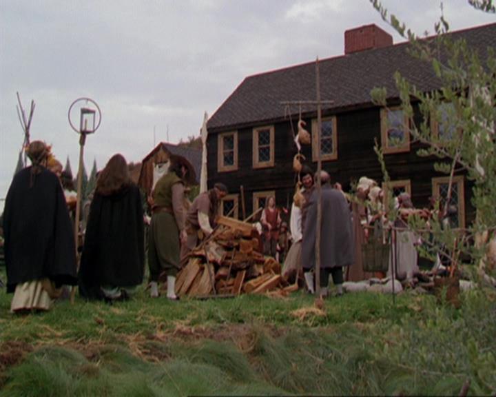 Charmed-Online_dot_net-3x04AllHalliwellsEve1391.jpg