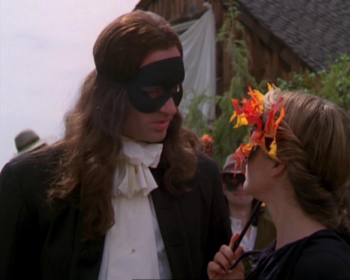 Charmed-Online_dot_net-3x04AllHalliwellsEve1419.jpg Charmed-Online_dot_net-3x04AllHalliwellsEve1419.jpg