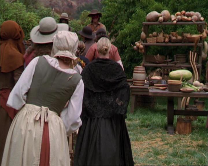 Charmed-Online_dot_net-3x04AllHalliwellsEve1497.jpg