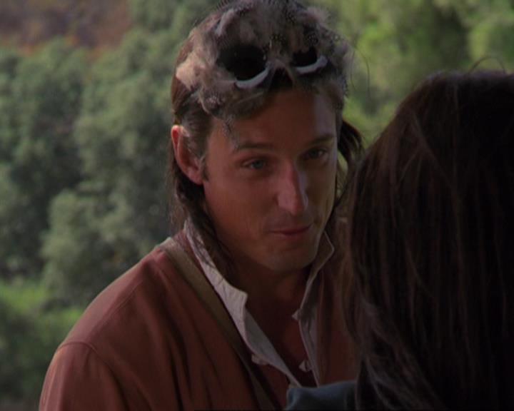 Charmed-Online_dot_net-3x04AllHalliwellsEve1591.jpg