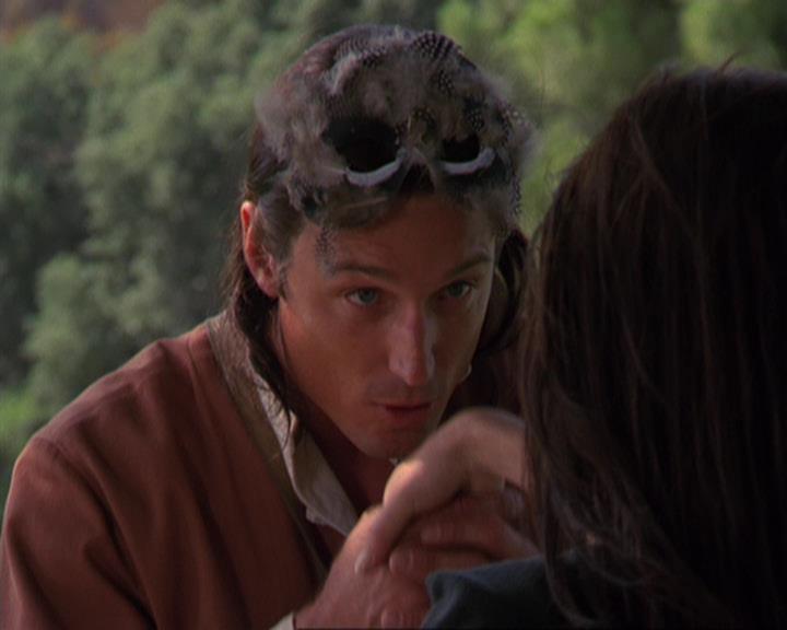Charmed-Online_dot_net-3x04AllHalliwellsEve1592.jpg