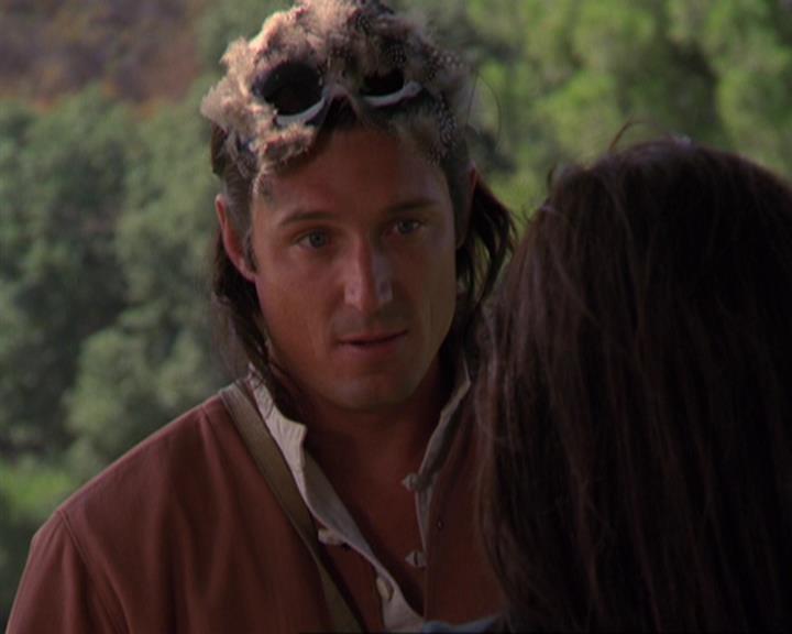 Charmed-Online_dot_net-3x04AllHalliwellsEve1617.jpg