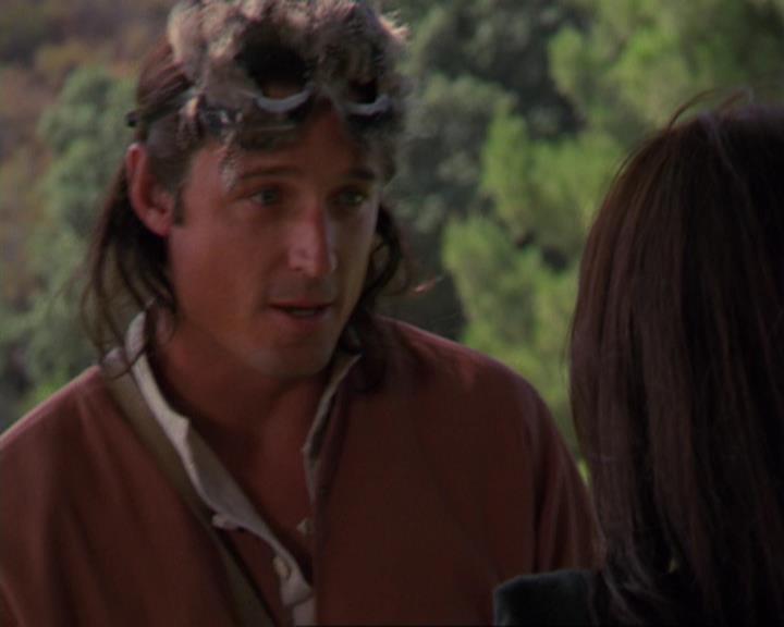 Charmed-Online_dot_net-3x04AllHalliwellsEve1627.jpg Charmed-Online_dot_net-3x04AllHalliwellsEve1627.jpg