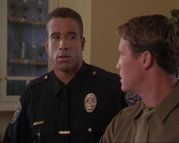 Charmed-Online_dot_net-3x04AllHalliwellsEve1684.jpg Charmed-Online_dot_net-3x04AllHalliwellsEve1684.jpg