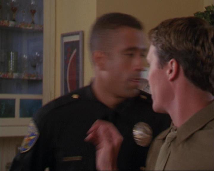 Charmed-Online_dot_net-3x04AllHalliwellsEve1690.jpg Charmed-Online_dot_net-3x04AllHalliwellsEve1690.jpg