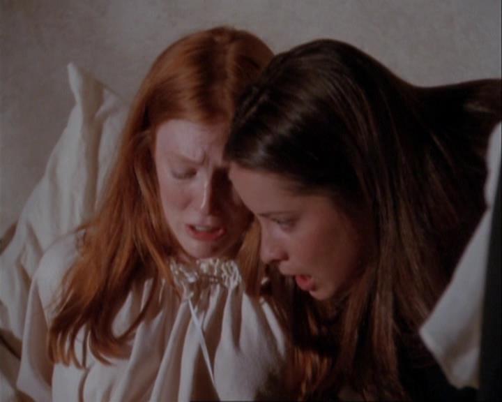 Charmed-Online_dot_net-3x04AllHalliwellsEve1863.jpg