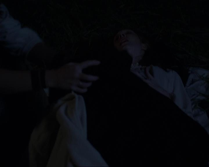 Charmed-Online_dot_net-3x04AllHalliwellsEve1917.jpg Charmed-Online_dot_net-3x04AllHalliwellsEve1917.jpg