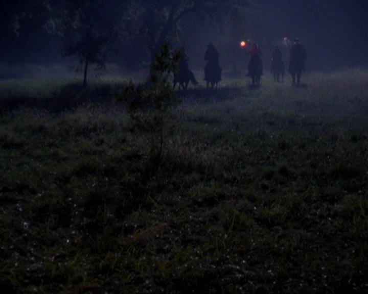 Charmed-Online_dot_net-3x04AllHalliwellsEve1995.jpg Charmed-Online_dot_net-3x04AllHalliwellsEve1995.jpg