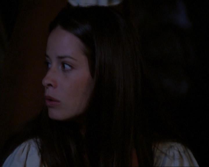 Charmed-Online_dot_net-3x04AllHalliwellsEve2008.jpg