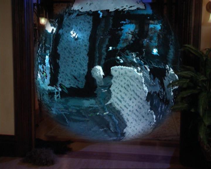 Charmed-Online_dot_net-3x04AllHalliwellsEve2229.jpg