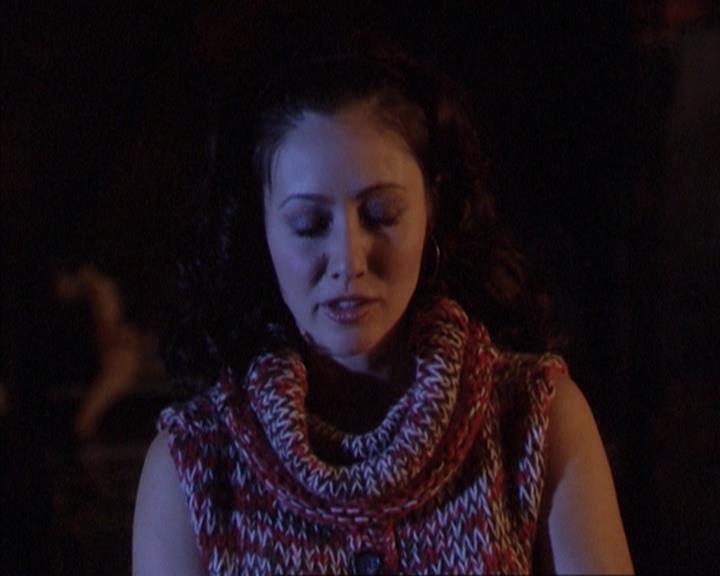 Charmed-Online-dot-net_305SightUnseen0402.jpg