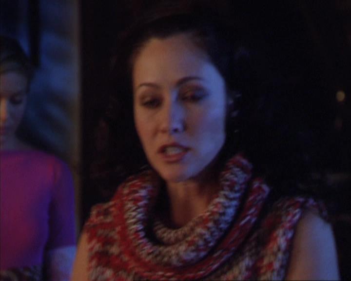 Charmed-Online-dot-net_305SightUnseen0423.jpg