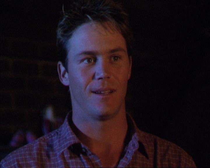 Charmed-Online-dot-net_305SightUnseen0430.jpg