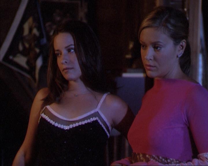 Charmed-Online-dot-net_305SightUnseen0437.jpg