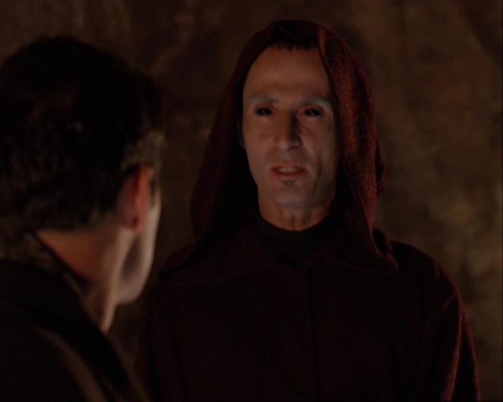 Charmed-Online-dot-net_305SightUnseen0500.jpg