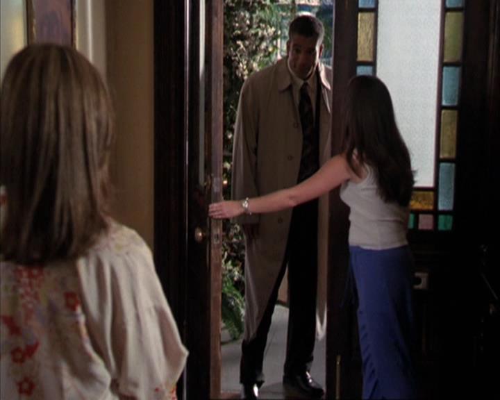 Charmed-Online-dot-net_305SightUnseen0874.jpg