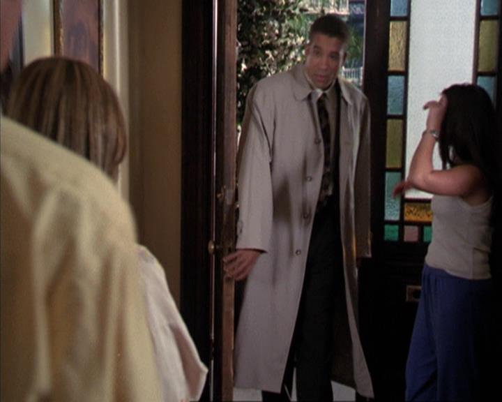 Charmed-Online-dot-net_305SightUnseen0875.jpg