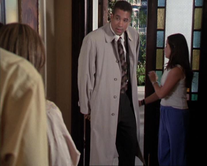 Charmed-Online-dot-net_305SightUnseen0876.jpg