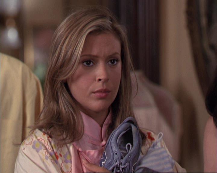 Charmed-Online-dot-net_305SightUnseen0921.jpg