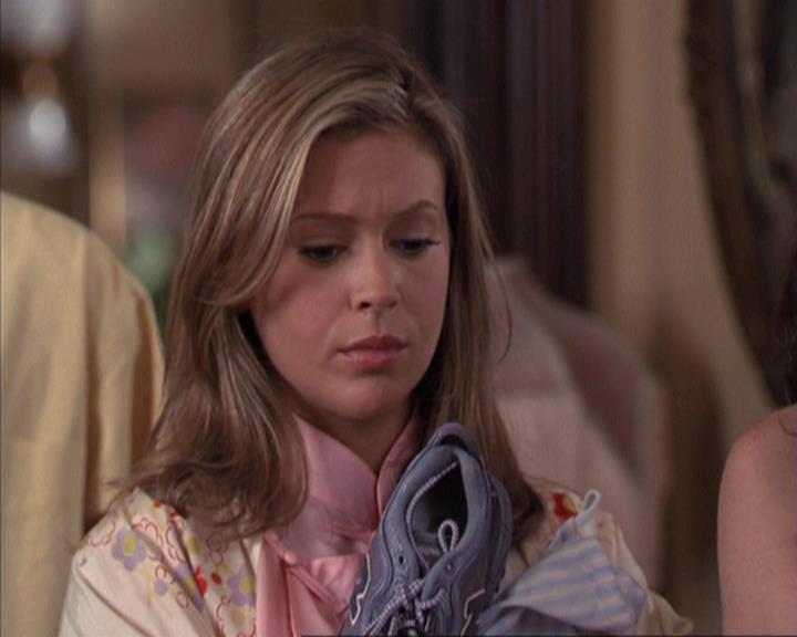 Charmed-Online-dot-net_305SightUnseen0922.jpg