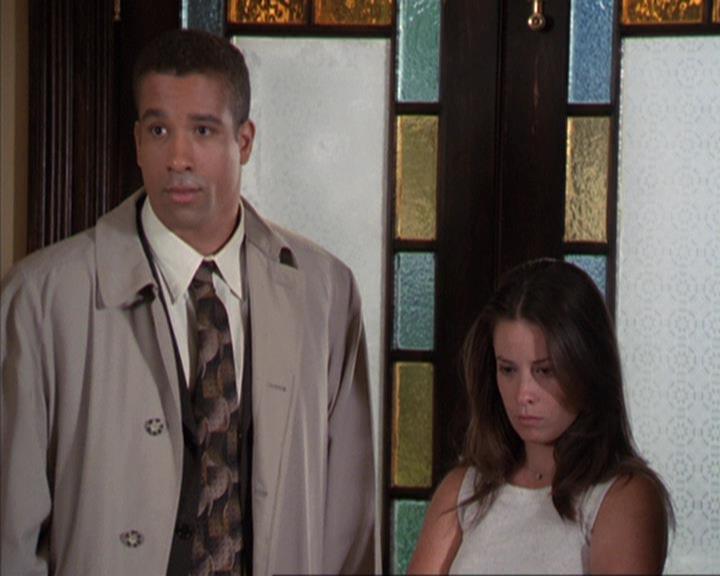 Charmed-Online-dot-net_305SightUnseen0929.jpg